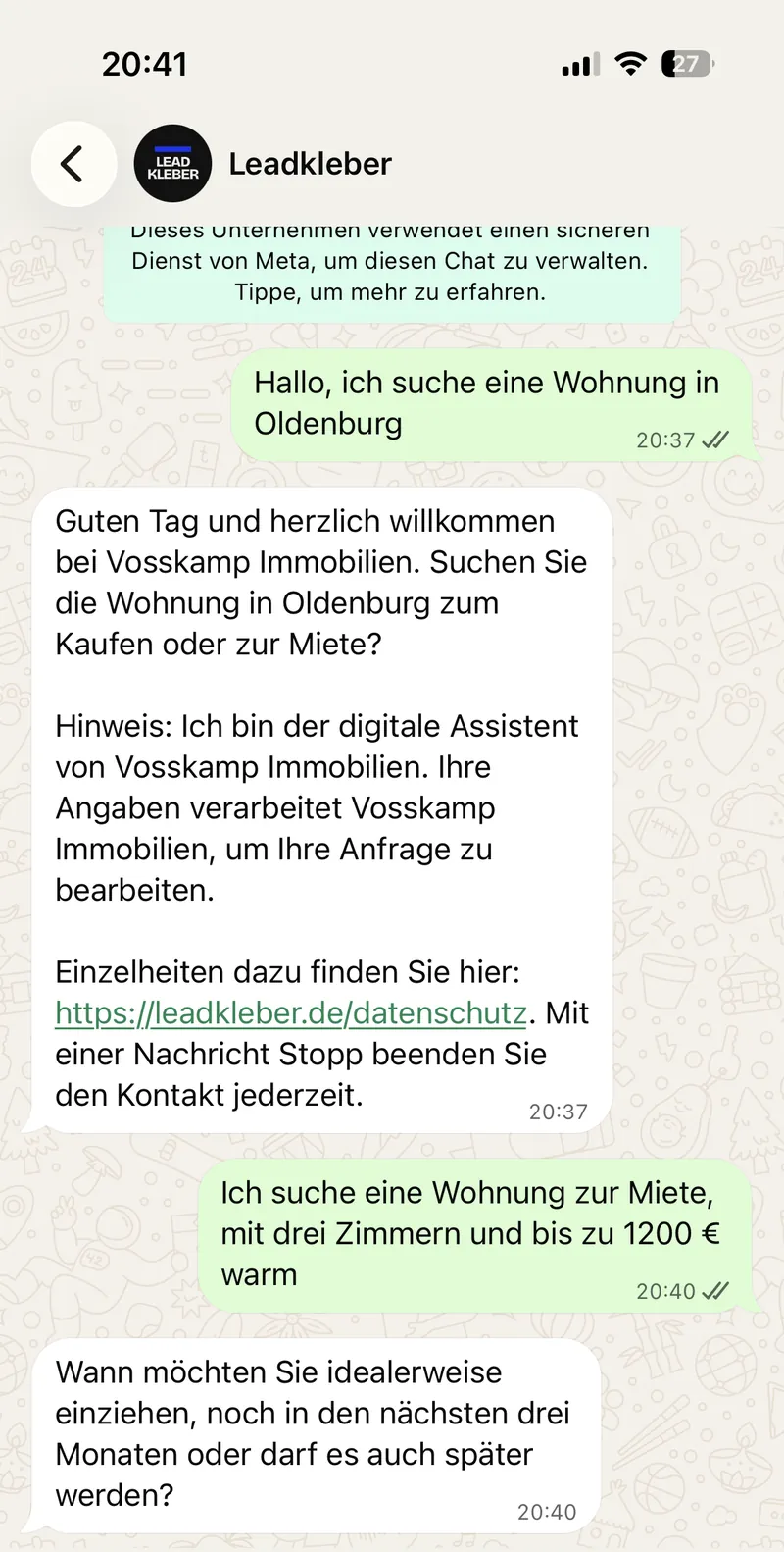 WhatsApp-Verlauf: der Assistent fragt nach Zimmerzahl, Budget und gewünschtem Einzugstermin
